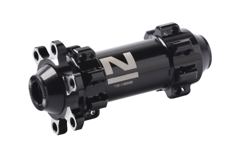 Nab P AL DB24 12x100 ierny D411SB 12 N logo E shop SHOPBIKE