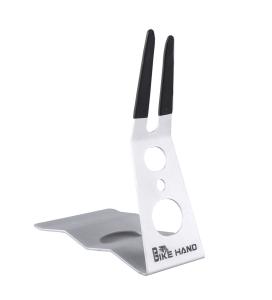 Stojan v�stavn�, 26''-28'',strieborn� ,,L''