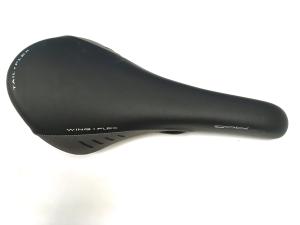sedlo Fizik Gobi XM, blk/dark grey, code:7035SXS089D04